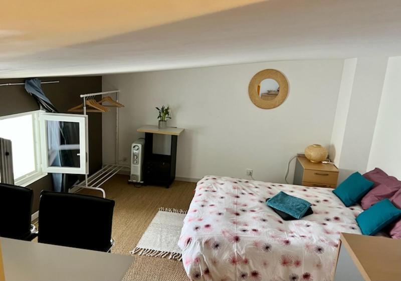 Chambre Aliénor d'Aquitaine Bordeaux Extérieur photo
